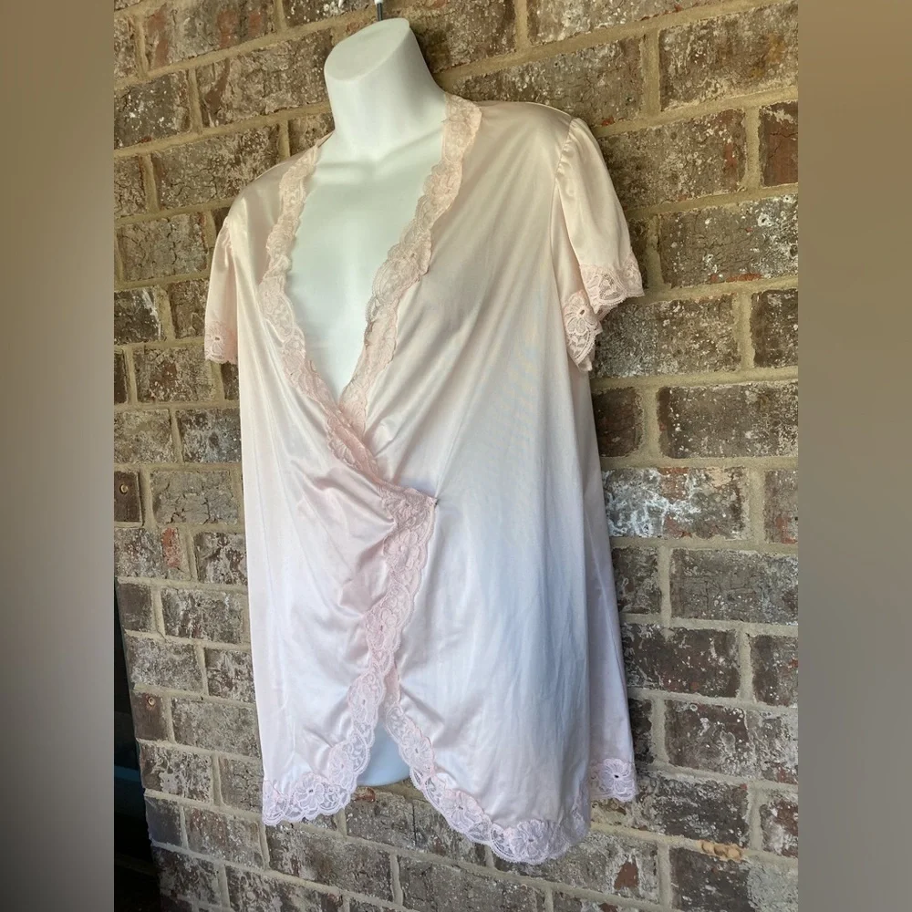 Vintage La Femme de Vanity Fair nightgown/chemise Size 34